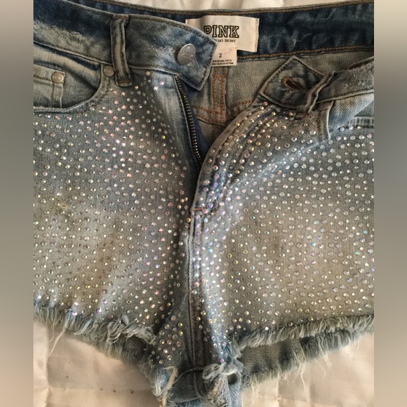 Victoria’s Secret PINK studded shorts size 2 - Picture 2 of 4